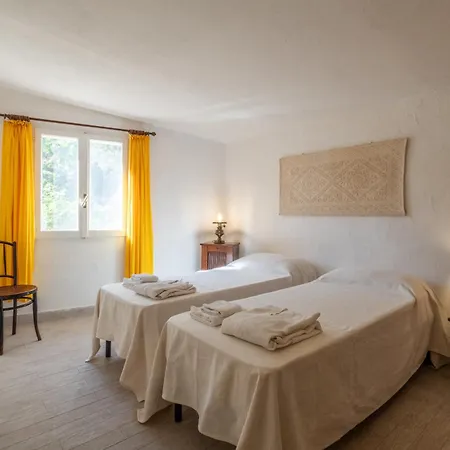 Discesa A Mare-villa Esclusiva Vista Caprera Villa