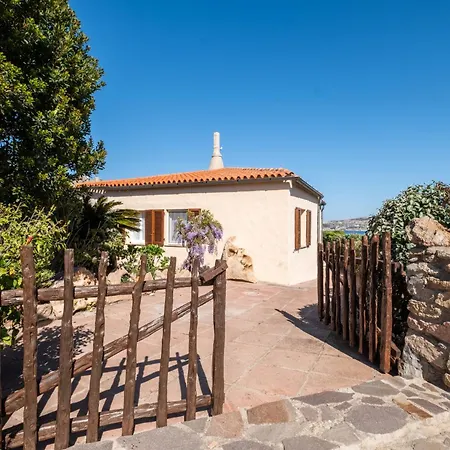 Villa Discesa A Mare-villa Esclusiva Vista Caprera *